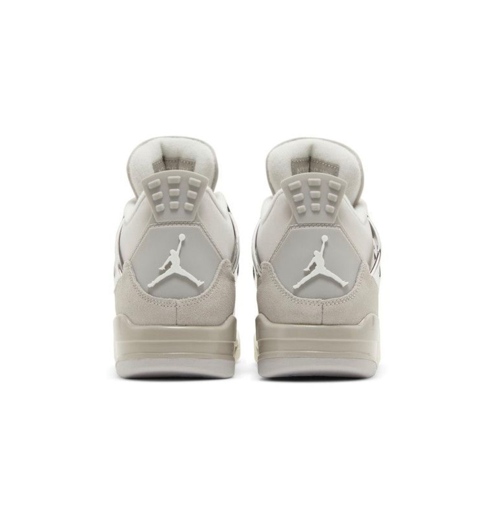 Air Jordan 4 Retro Frozen Moments