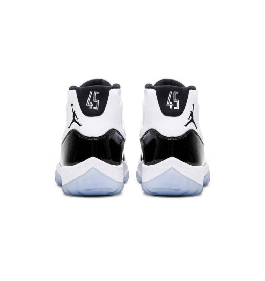 Air Jordan 11 Retro Concord