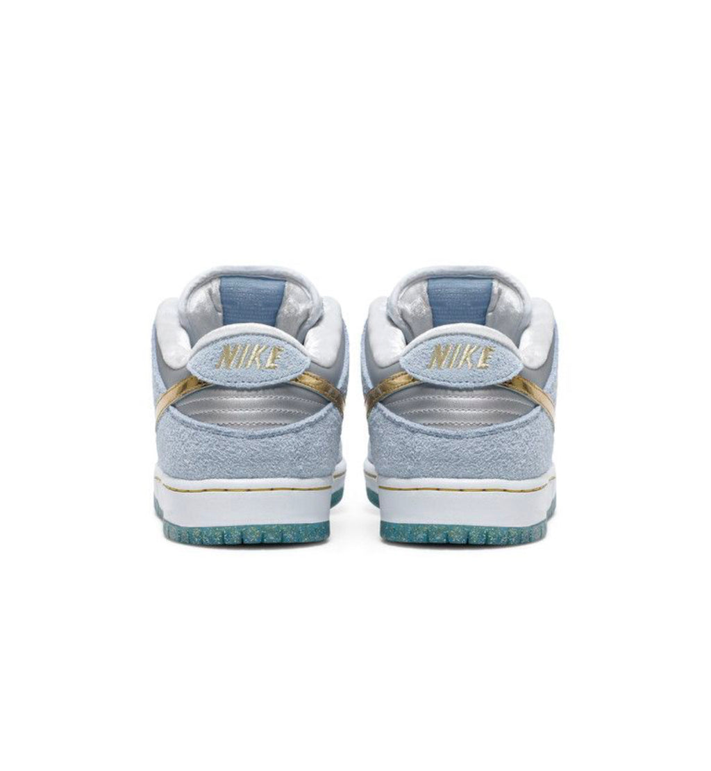 Nike SB Dunk Low Sean Cliver (Holiday Special)