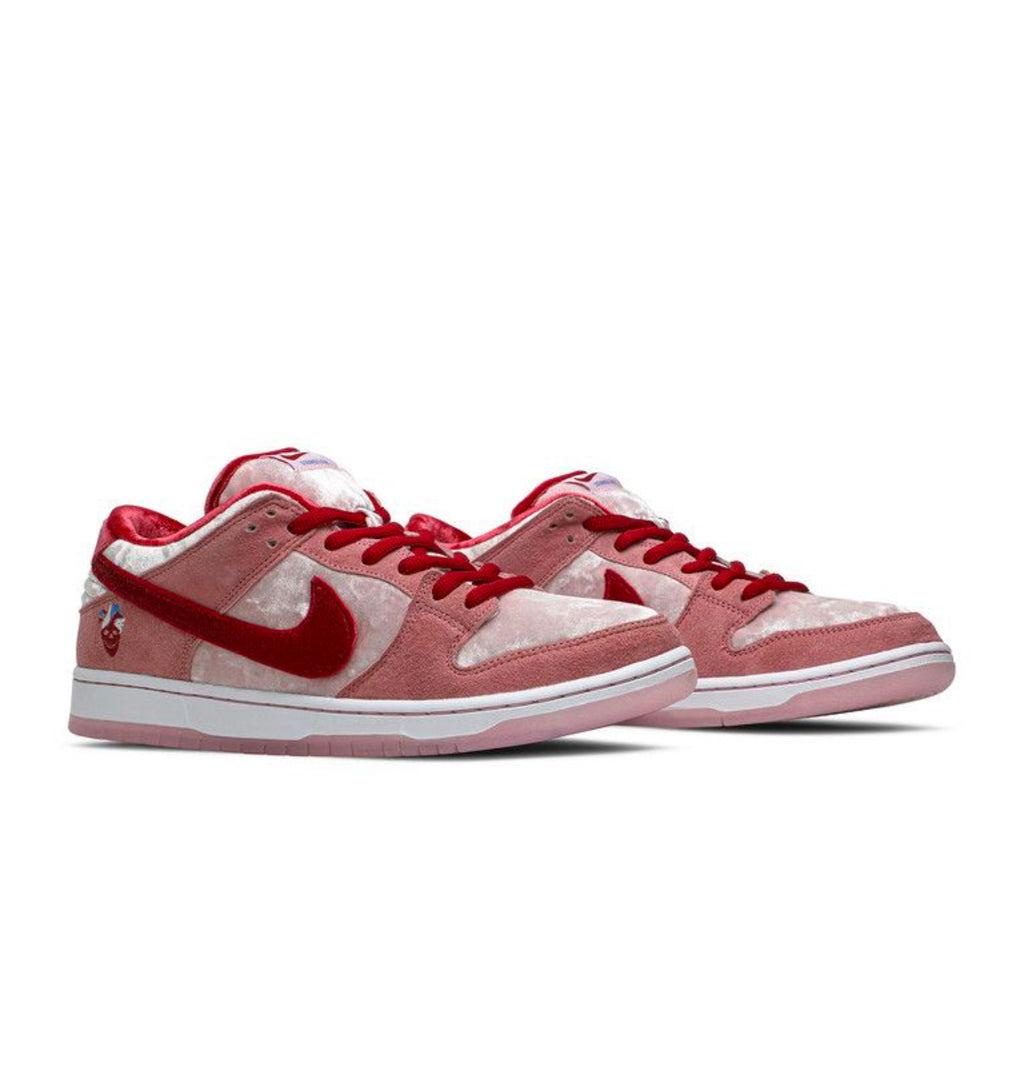 Nike SB Dunk Low StrangeLove Valentine’s Day Special