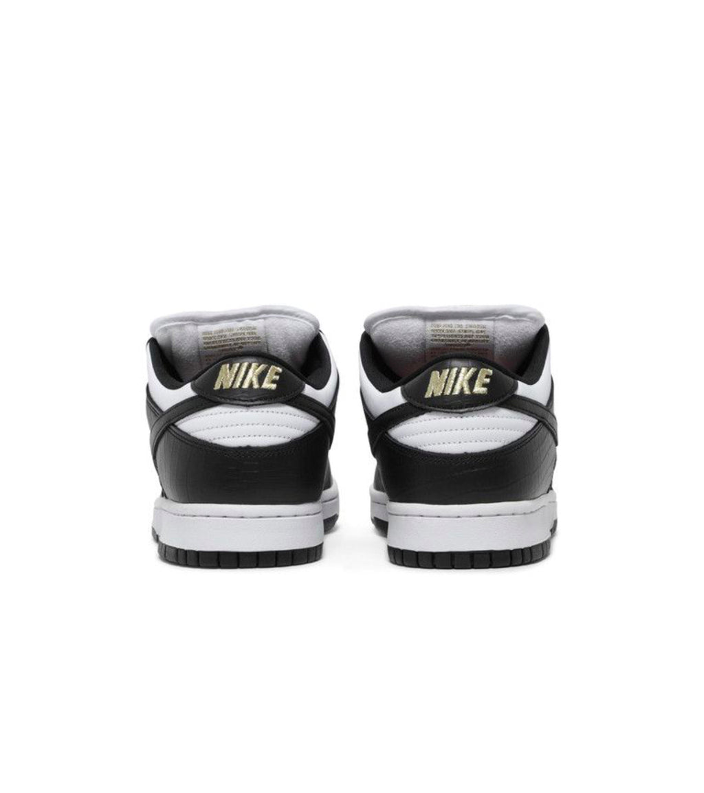 Nike SB Dunk Low Supreme Stars OG Black