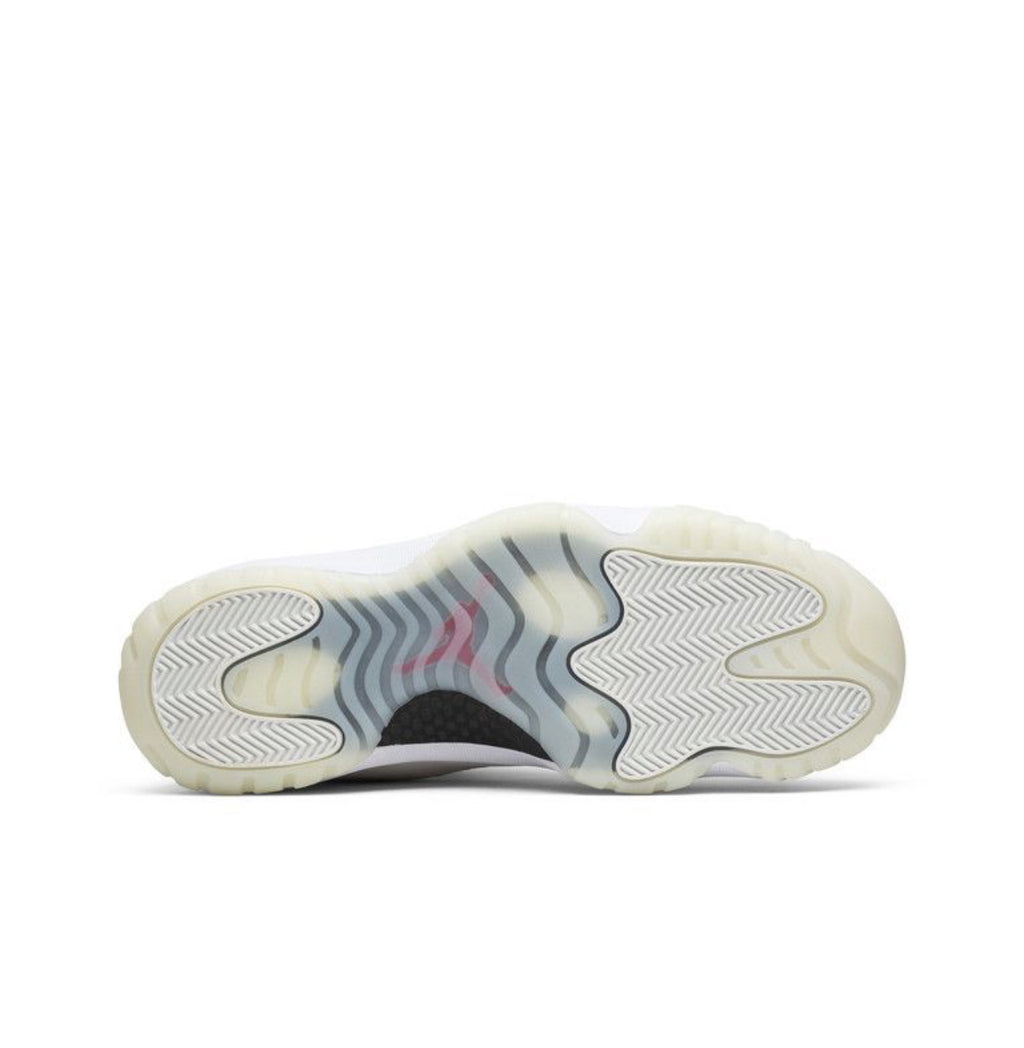 Air Jordan 11 Retro Platinum Tint
