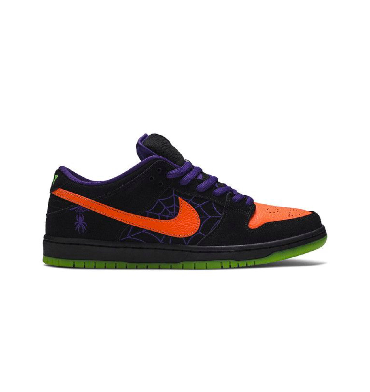 Nike SB Dunk Low “Night of Mischief”