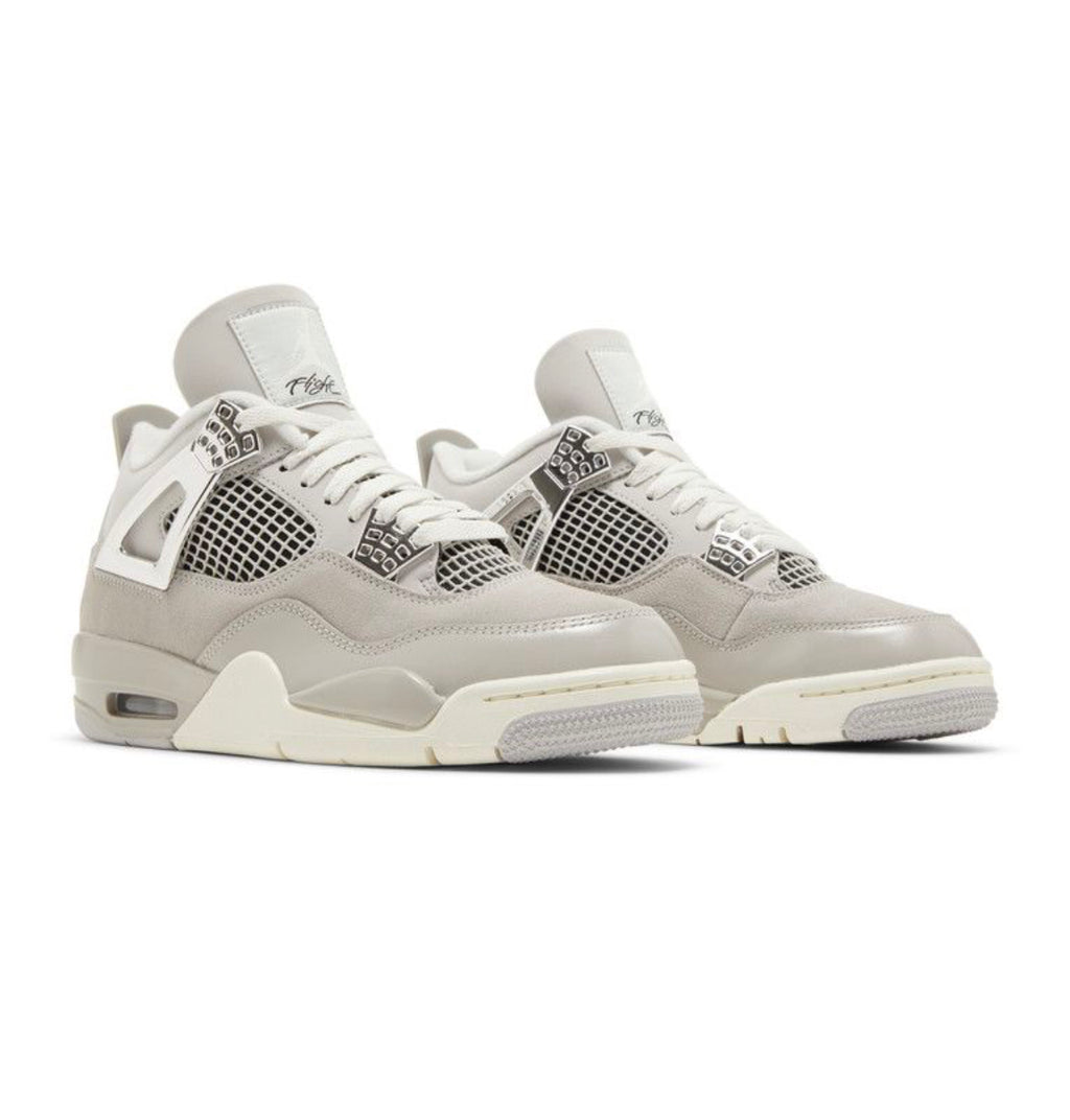 Air Jordan 4 Retro Frozen Moments