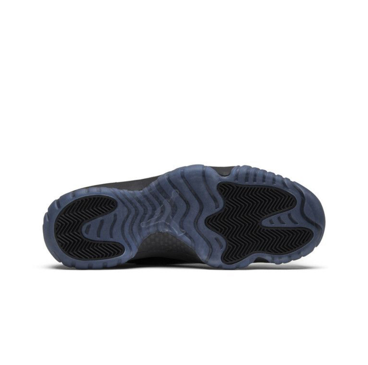 Air Jordan 11 Retro Cap and Gown