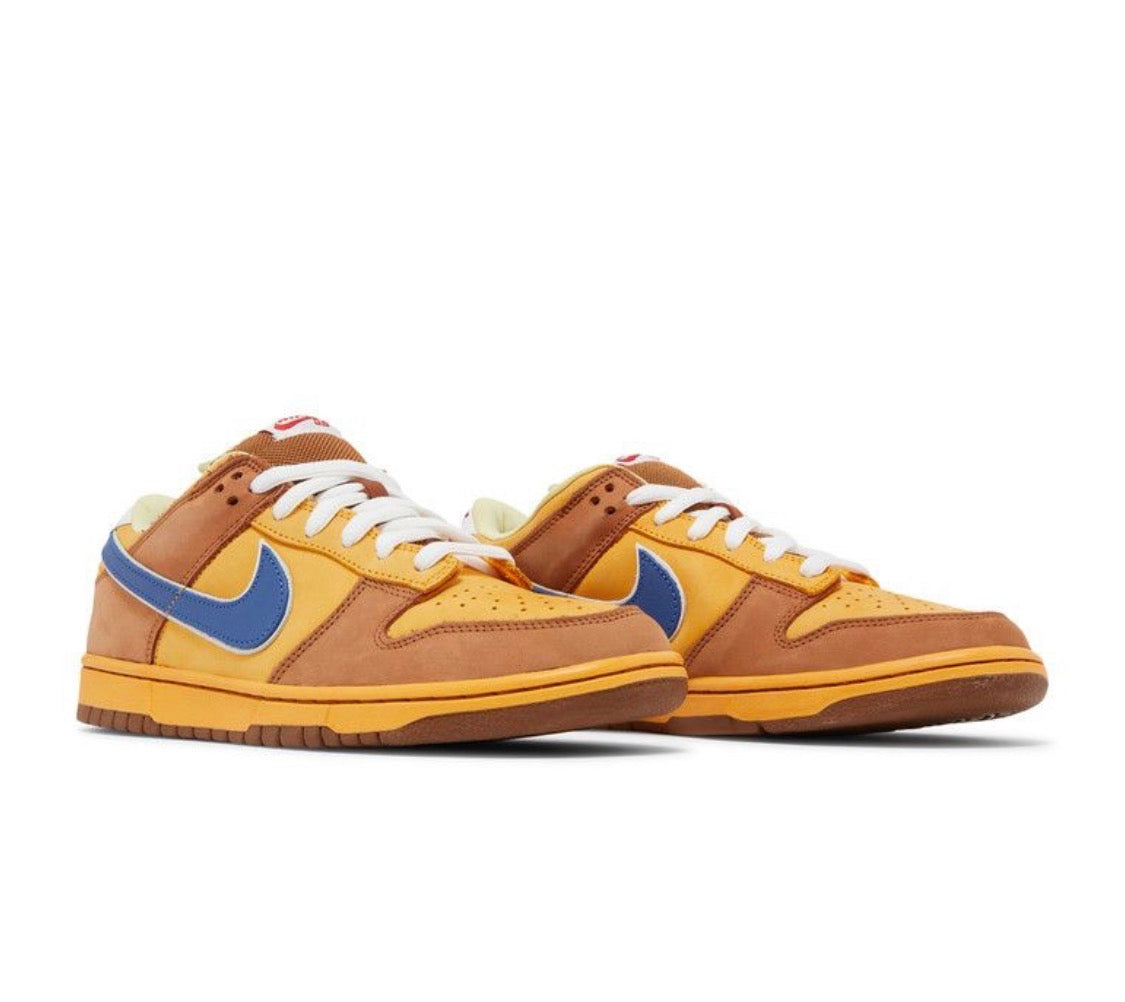 Nike SB Dunk Low Newcastle Brown Ale